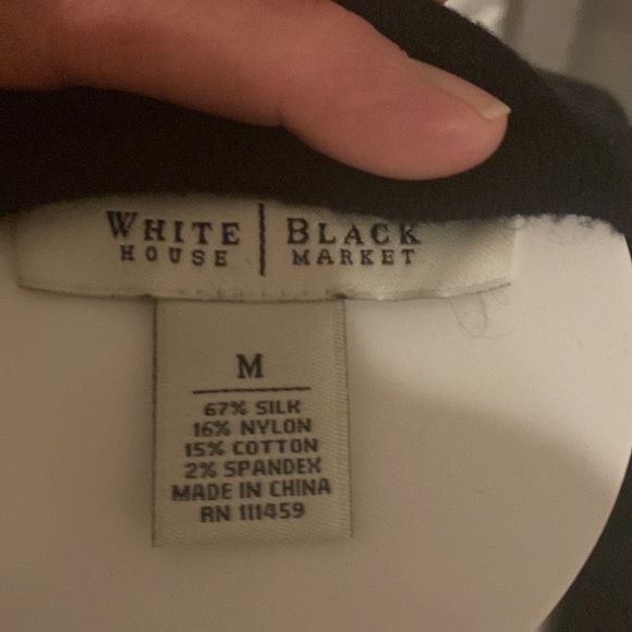 White House Black Market top - like new! - Picture 4 of 5